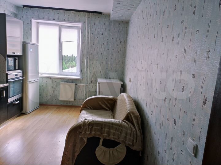 2-к. квартира, 70 м², 8/15 эт.