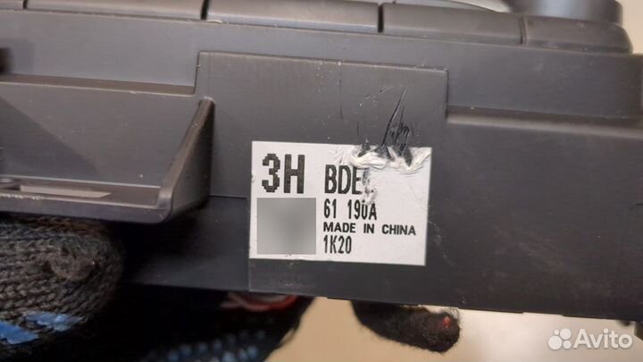 Переключатель отопителя Mazda 3 (BP) 2019, 2022