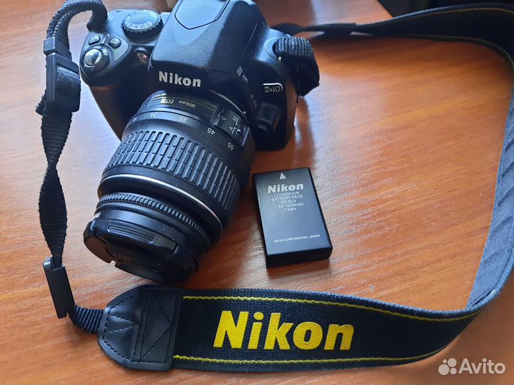 Зеркальный фотоаппарат Nikon D 40 Kit