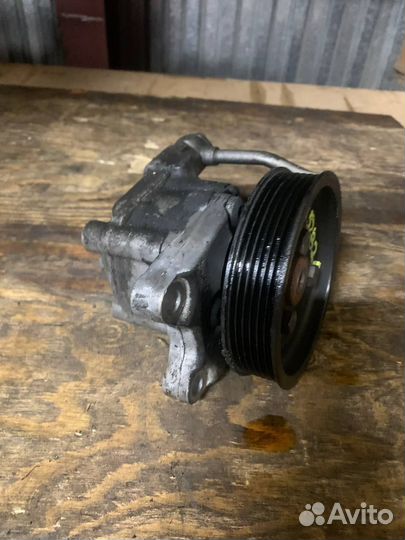 Насос гидроусилителя гур BMW E46 M52B25