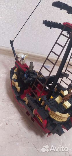 Lego Пиратский корабль неоригинал