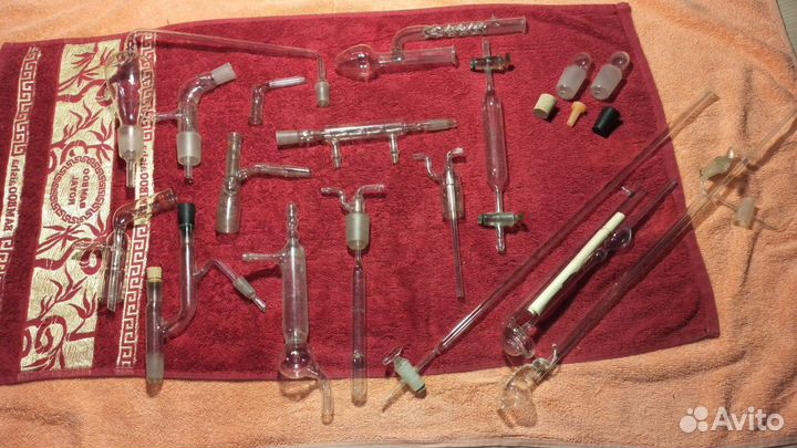 Лабораторная посуда 4 ящика оптом