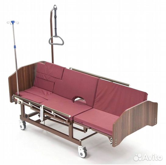 Медицинская кровать для лежачих больных