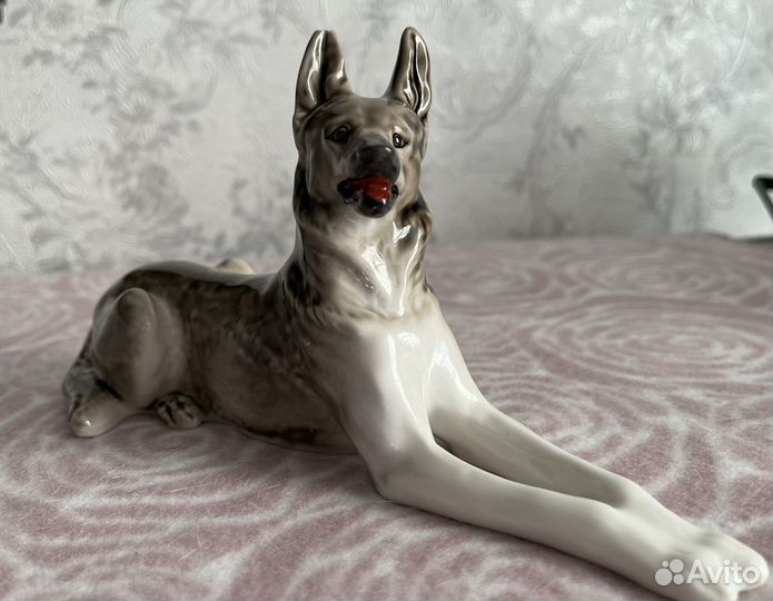 Статутка собака Овчарка фарфор СССР