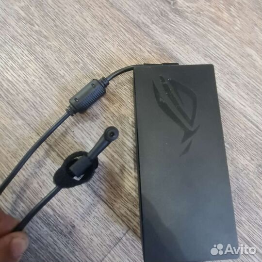 Блок питания для ноутбука asus 19.5V 11.8A