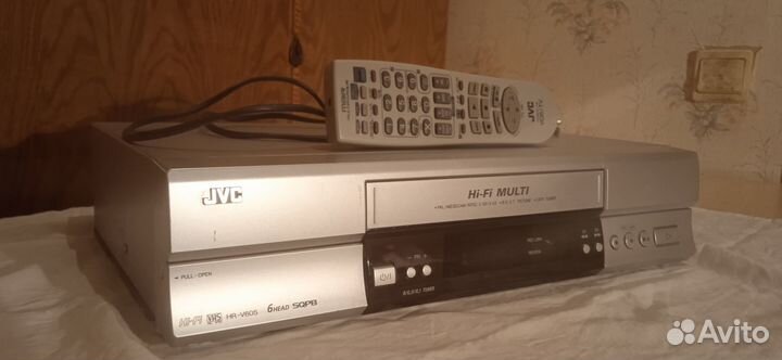 Видеомагнитофон JVC HR-V605ER (HI-FI/стерео)