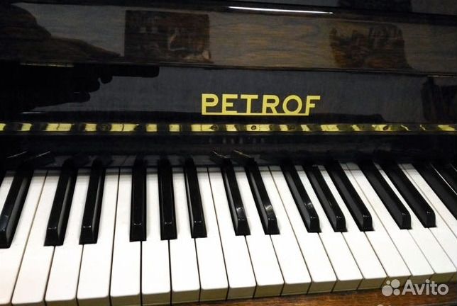 Petrof Пианино