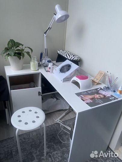 Письменный стол