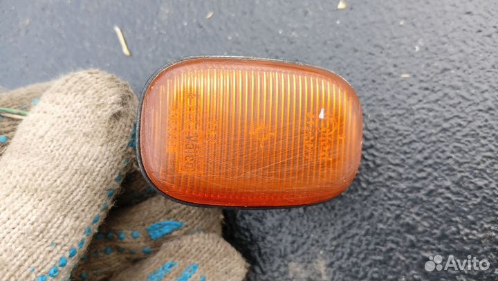 Повторитель поворотника Тойота Карина Е Corona