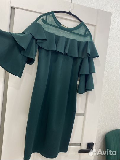 Платье вечернее