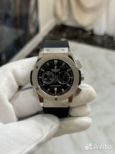 Часы hublot