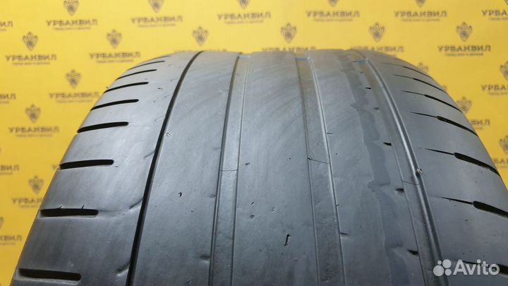 Pirelli P Zero 275/35 R20