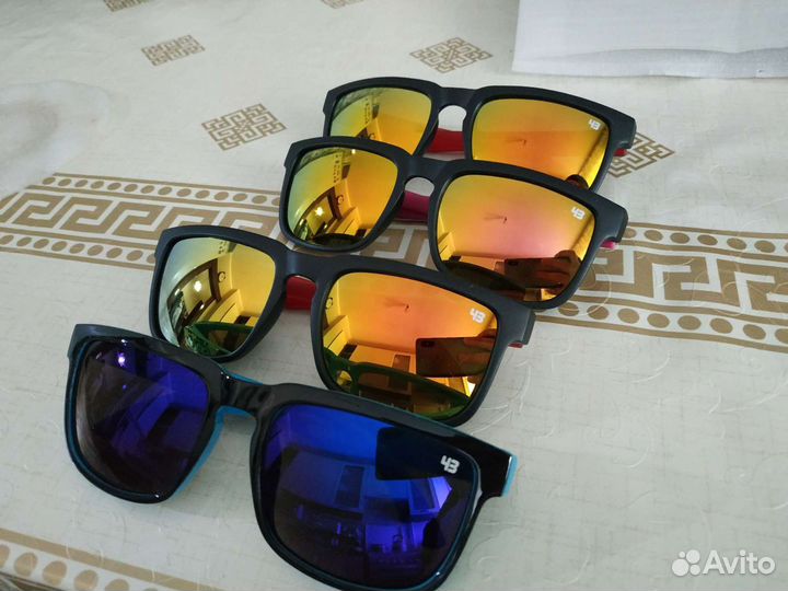 Солнцезащитные очки