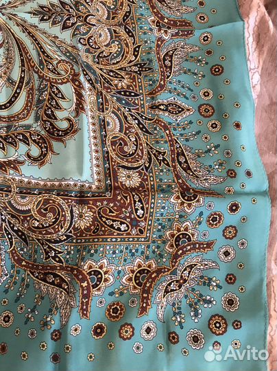 Павловопосадский платок шелк