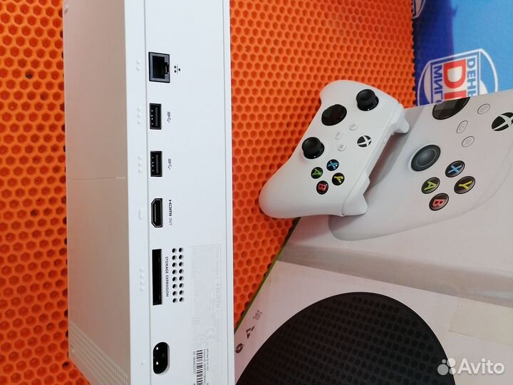 Т) Xbox S Series 512 gb