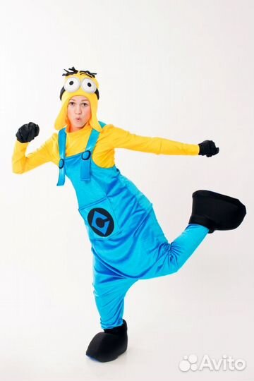 Костюм Миньончика двуглазого + 10 бананов для игр