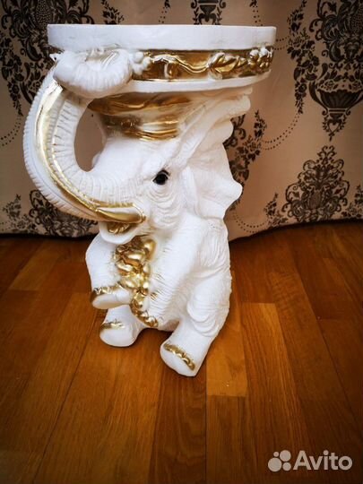 Интерьерная подставка