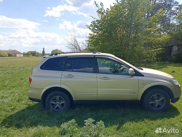 SsangYong Kyron 2.0 AT, 2011, 174 790 км