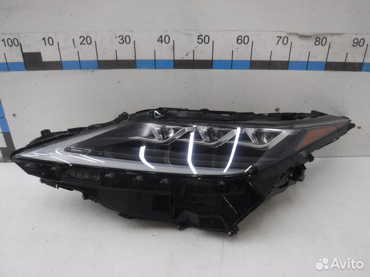 Фара левая Lexus RX200t/RX300/RX350/RX350L/RX450h/RX450hL