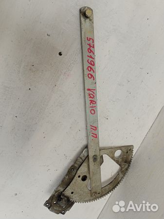 Стеклоподъемник механический передний правый