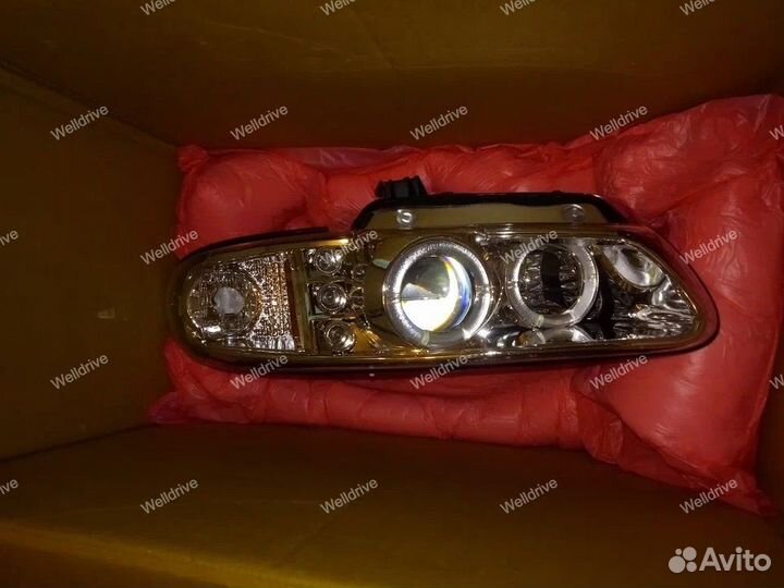 Фары Chrysler Caravan Voyager 3 95-01 AE хром