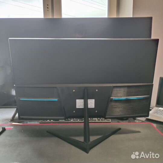 Монитор 27 4k