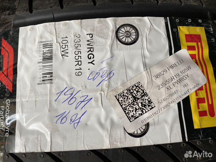 Pirelli Powergy 235/55 R19 105W