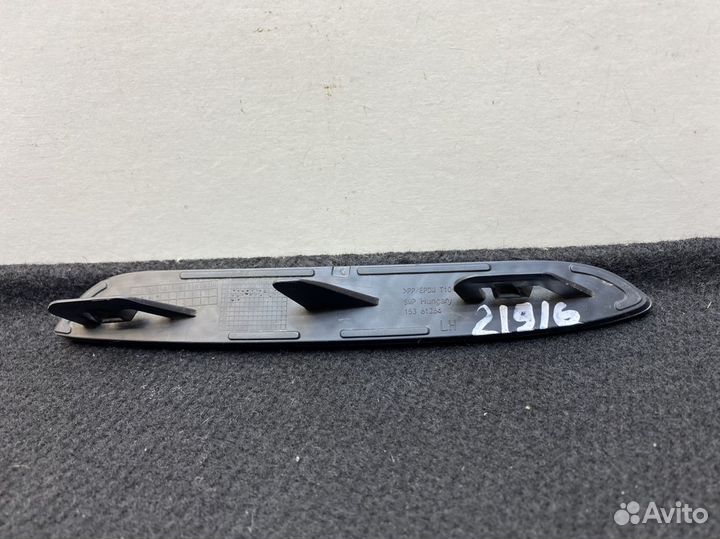 Накладка заднего бампера левая Mercedes Benz C118