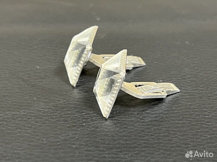 Запонки квадраты