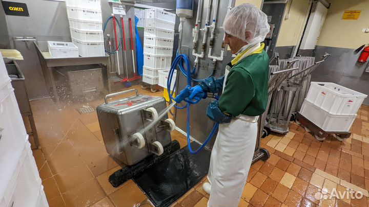 Мойщик тары