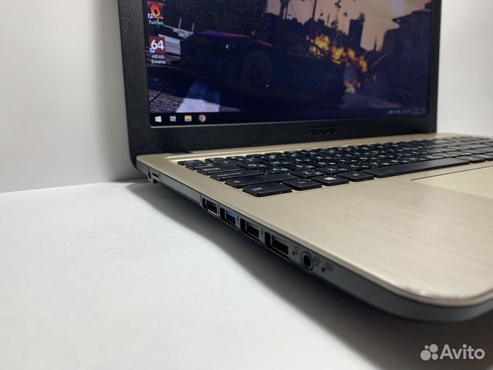 Игровой ноутбук Asus 4ядра/8gb/2видеокарты/ssd512