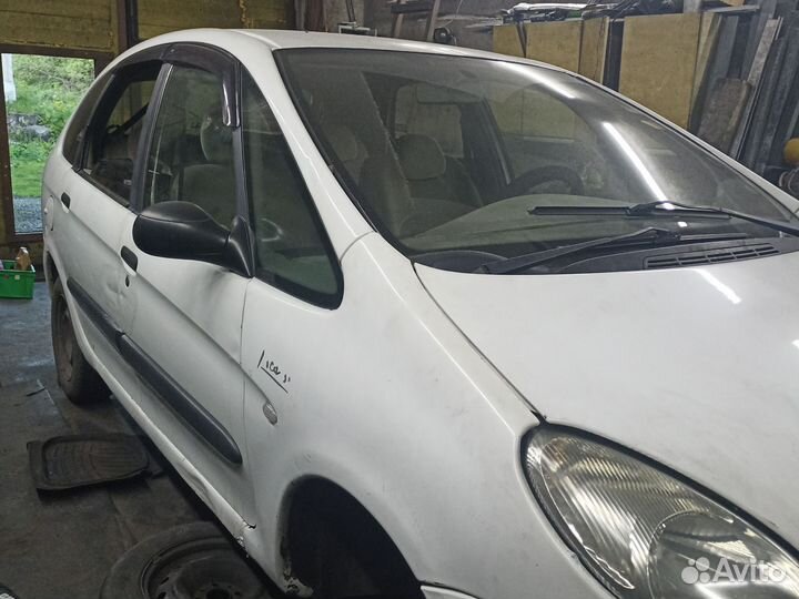 Citroen Xsara Picasso 2.0 МТ, 2003, 250 000 км