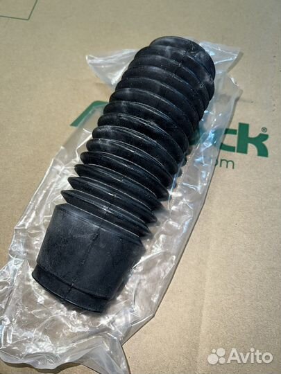 Пыльник рулевой рейки правый Паджеро 4