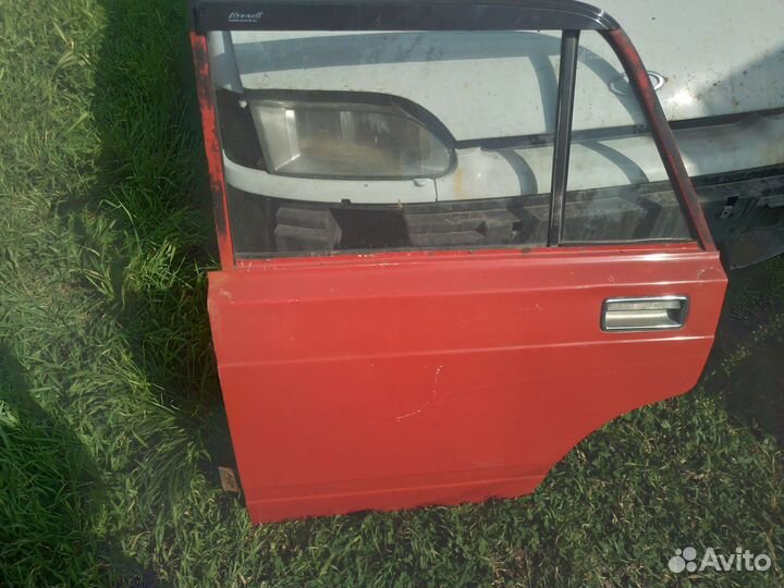 Дверь ваз2107