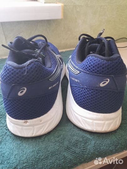 Продаю кроссовки мужские 42-43 б/у