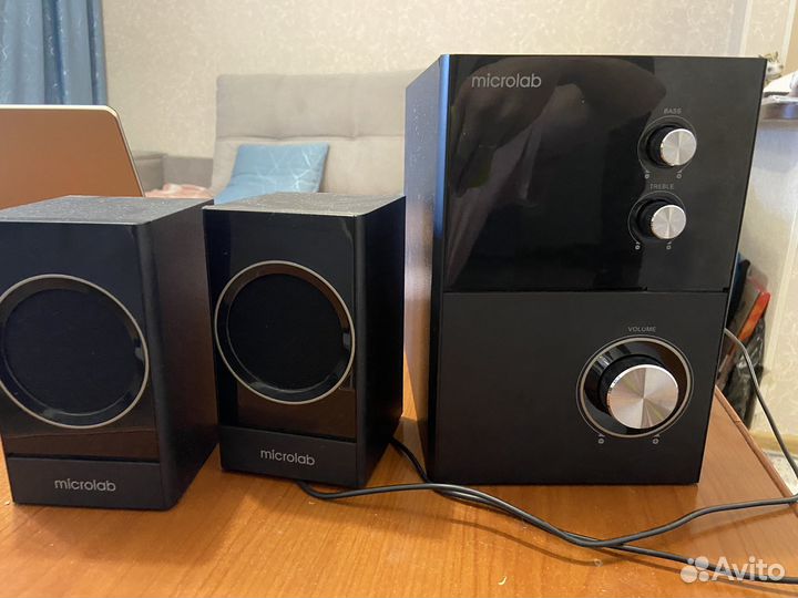 Компьютерные колонки с сабвуфером