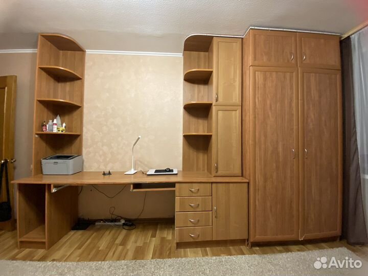Детская стенка со столом