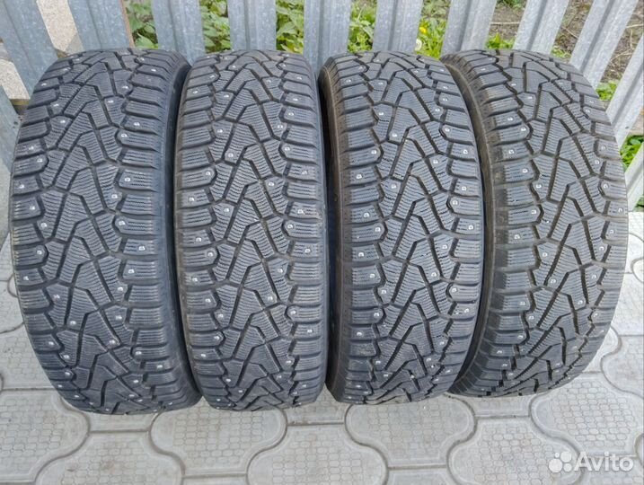 Pirelli Ice Zero 215/55 R18 99T