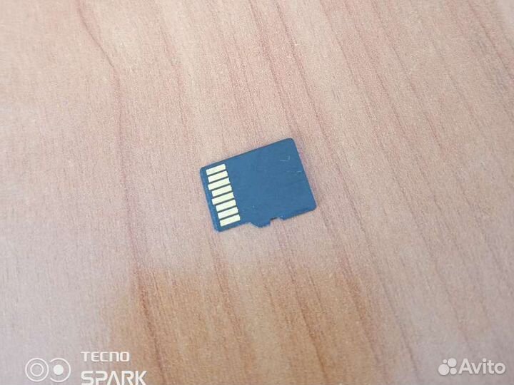 Карта памяти MicroSD