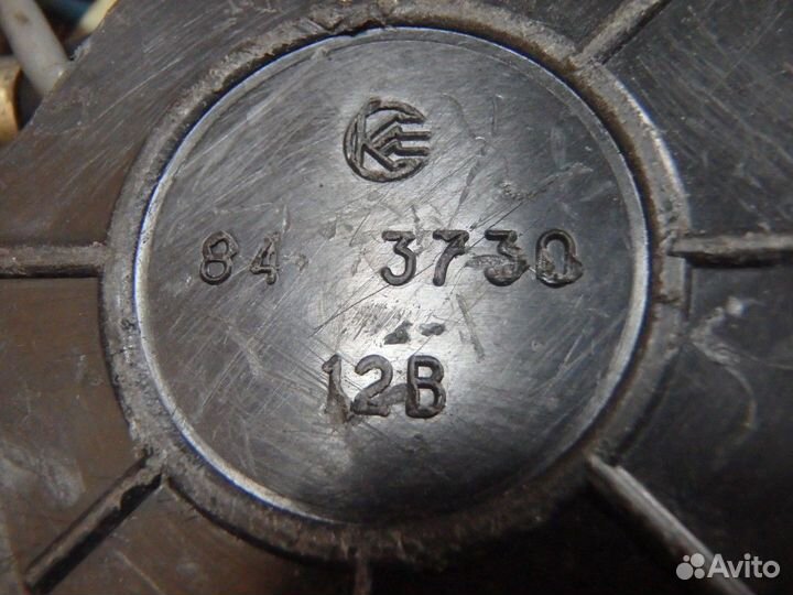 Моторчик стеклоочистителя передний 2110