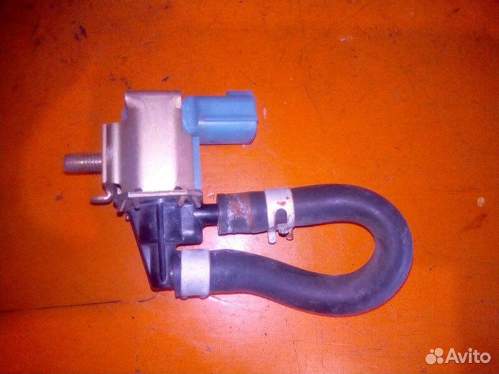 Вакуумный датчик Nissan Serena NC25