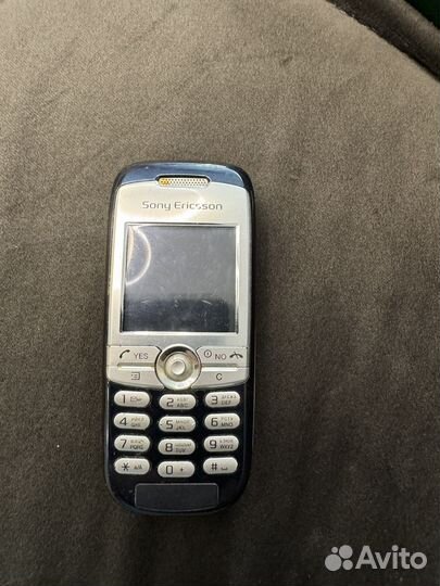 Sony Ericsson J200