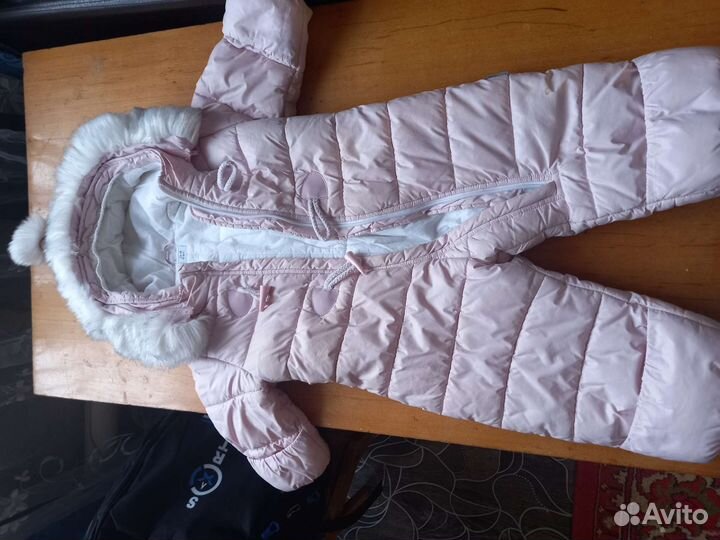 Зимний комбинезон для девочки