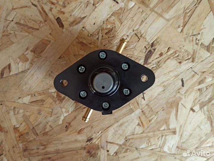 Бензонасос Suzuki DF 8 - DF15 15100-94j02