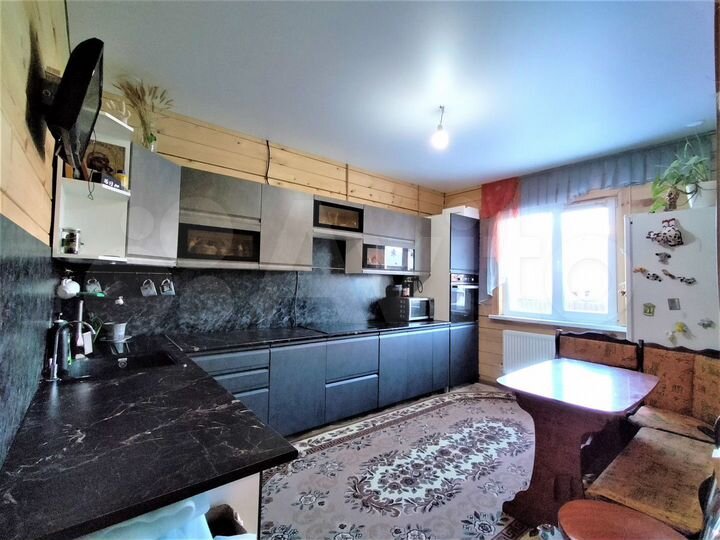 Дом 76 м² на участке 6 сот.