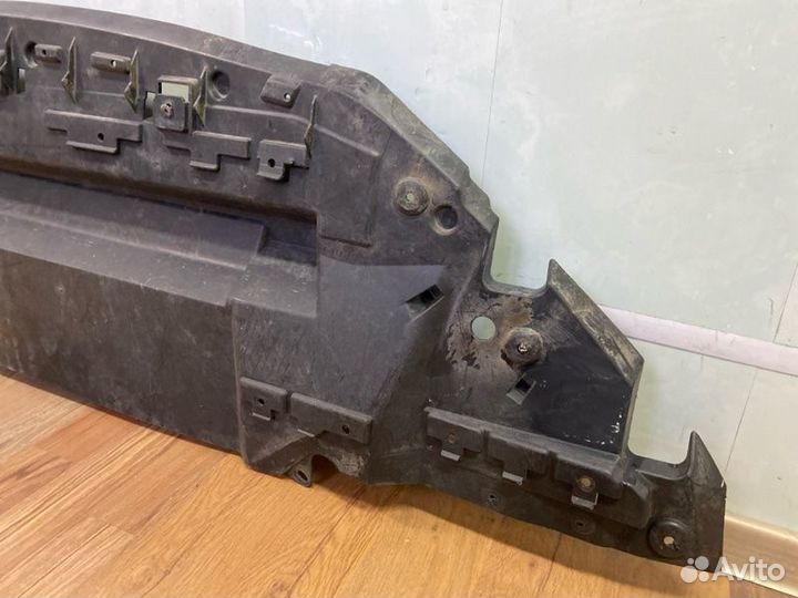 Пыльник бампера передний Renault Kaptur 2016-2020