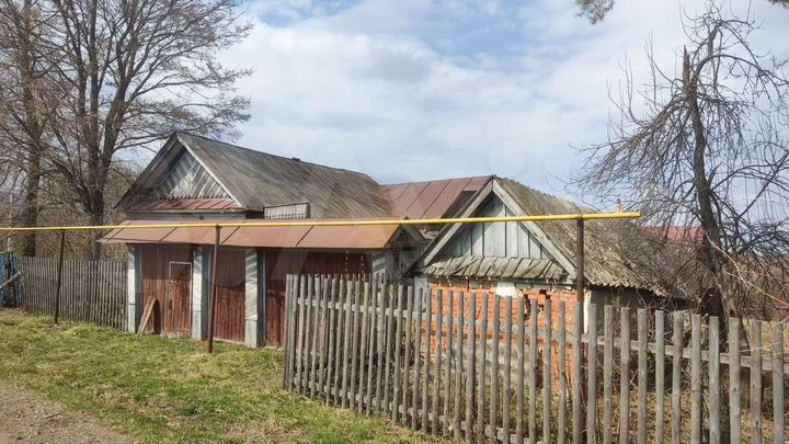 Дом 50 м² на участке 22 сот.