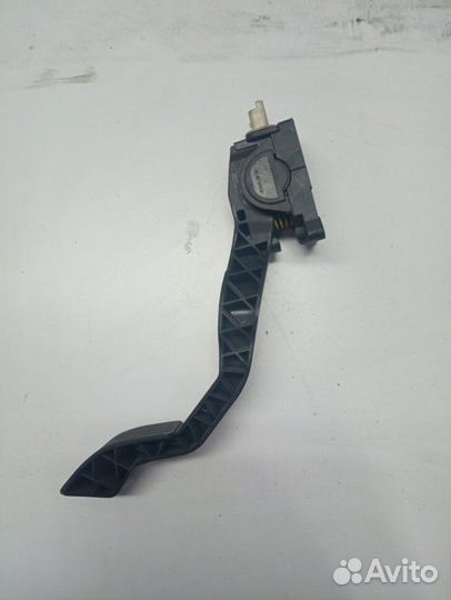 Электронная педаль газа Peugeot 206 седан