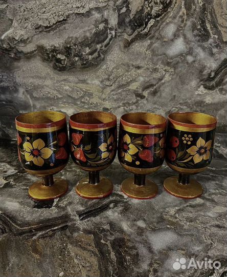 Набор ножей и рюмок