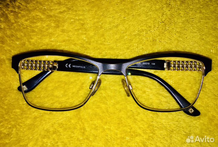 Очки для зрения с футляром